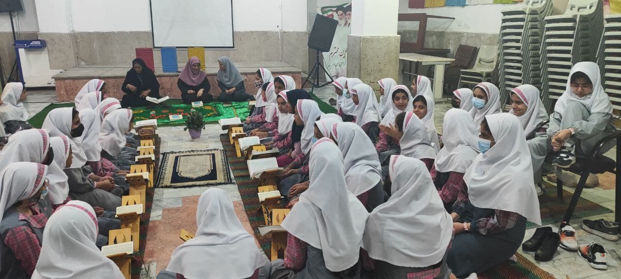 جلسات قرآنی و محفل انس با قرآن